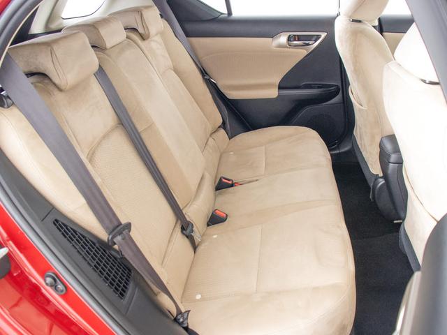 ＣＴ ＣＴ２００ｈ　バージョンＣ　（最終後期型）（サンルーフ）（全画面ＳＤナビ）（セーフティシステム＋）（レーダークルーズ）（プリクラッシュ）（ＬＤＡ）（シートヒーター）（パワーシート）（ＬＥＤヘッドライト）（バックモニター）（24枚目）