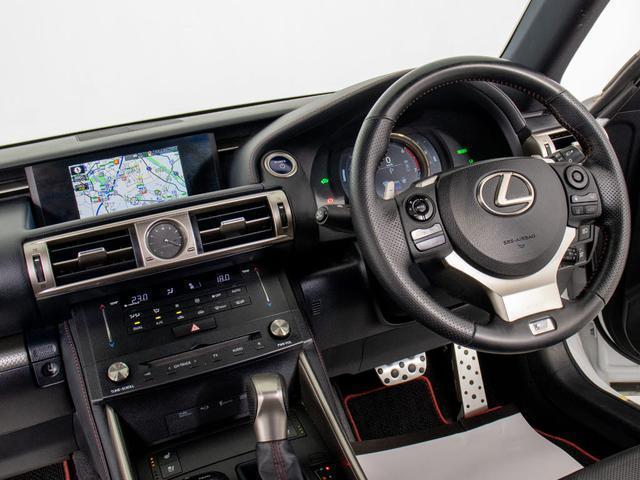 IS IS300h FスポーツXライン (整備点検記録簿8枚)(特別仕様車)(サンルーフ)(BBS18インチAW)(エアロカスタム)(4本出しマフラー)(レーダークルーズ)(プリクラッシュ)(BSM)(クリアランスソナー)(冷暖房シート)(32枚目)