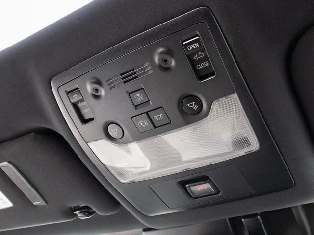 IS IS300h FスポーツXライン (整備点検記録簿8枚)(特別仕様車)(サンルーフ)(BBS18インチAW)(エアロカスタム)(4本出しマフラー)(レーダークルーズ)(プリクラッシュ)(BSM)(クリアランスソナー)(冷暖房シート)(39枚目)