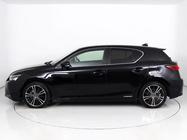 ＣＴ ＣＴ２００ｈ　バージョンＣ　（禁煙車）（記録簿８枚）（最終後期型）（全画面ＳＤナビ）（レーダークルーズ）（プリクラッシュ）（クリアランスソナー）（ＬＥＤヘッドライト）（黒合皮シート）（シートヒーター）（Ｂｌｕｅｔｏｏｔｈ）（14枚目）