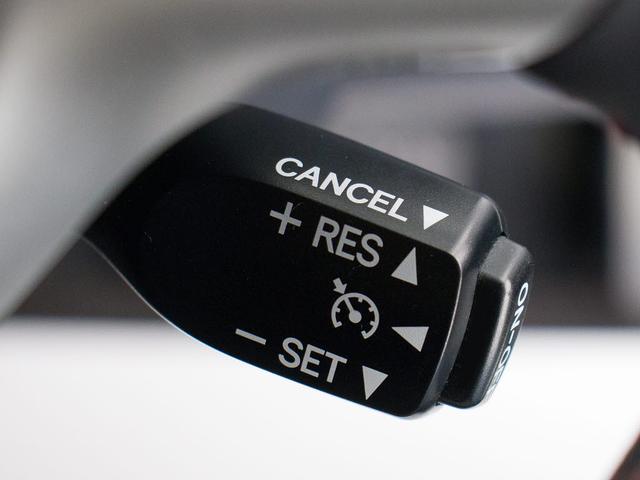 CT CT200h クリエイティブ テキスタイルインテリア (禁煙車)(特別仕様車)(クリアランスソナー)(専用L-TEXシート)(LEDヘッドライト)(クルーズコントロール)(シートヒーター)(HDDマルチナビ)(カラーバックモニター)(Bluetooth)(9枚目)