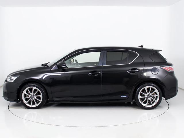 CT CT200h クリエイティブ テキスタイルインテリア (禁煙車)(特別仕様車)(クリアランスソナー)(専用L-TEXシート)(LEDヘッドライト)(クルーズコントロール)(シートヒーター)(HDDマルチナビ)(カラーバックモニター)(Bluetooth)(13枚目)