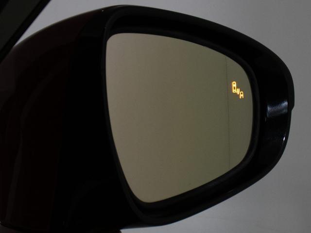 ＢＳＭ（ブラインドスポット）モニター装備！死角の車の接近をお知らせしてくれる安全装備になります！