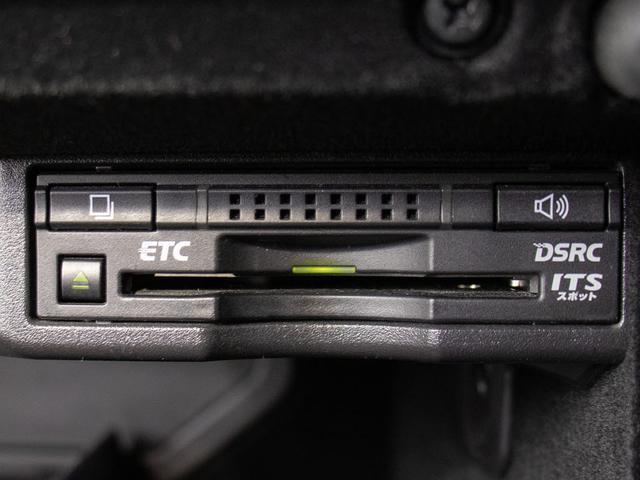 IS IS300h Fスポーツ (禁煙)(サンルーフ)(Fスポーツ専用赤本革)(クリアランスソナー)(SDナビ)(冷暖房シート)(LEDライト)(クルーズコントロール)(バックモニター)(Bluetooth)(Blu-ray再生可)(44枚目)