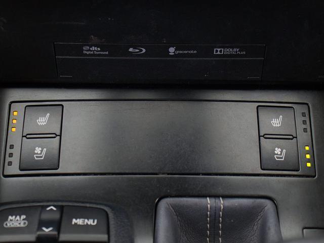 IS IS300h バージョンL (新品19インチアルミ)(禁煙車)(サンルーフ)(スピンドルエアロ)(プリクラッシュ)(レーダークルーズ)(BSM)(クリアランスソナー)(LEDヘッドライト)(黒本革)(エアシート)(シートヒーター(36枚目)