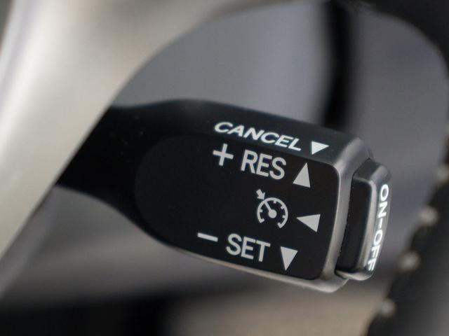 CT CT200h バージョンC (禁煙車)(点検整備記録簿21枚)(スピンドルエアロカスタム)(シートヒーター)(連眼LEDライト)(オートクルーズコントロール)(ファブリックシート)(17インチAW)(HDDナビ)(DVD再生可)(9枚目)