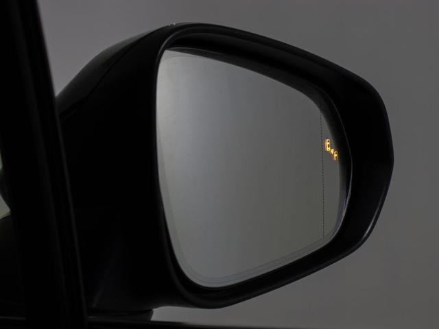 RX RX450hL (禁煙車)(サンルーフ)(7人乗り)(リアエンター)(4WD)(レクサスセーフティシステム+)(パノラミックビュー)(BSM)(HUD)(プリクラッシュ)(レーダークルーズ)(黒本革)(冷暖房シート)(26枚目)