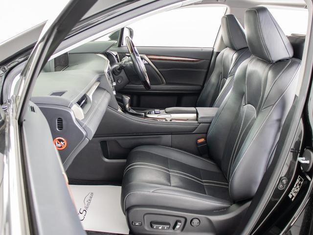 RX RX450hL (禁煙車)(サンルーフ)(7人乗り)(リアエンター)(4WD)(レクサスセーフティシステム+)(パノラミックビュー)(BSM)(HUD)(プリクラッシュ)(レーダークルーズ)(黒本革)(冷暖房シート)(31枚目)