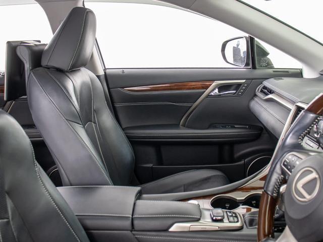 RX RX450hL (禁煙車)(サンルーフ)(7人乗り)(リアエンター)(4WD)(レクサスセーフティシステム+)(パノラミックビュー)(BSM)(HUD)(プリクラッシュ)(レーダークルーズ)(黒本革)(冷暖房シート)(34枚目)