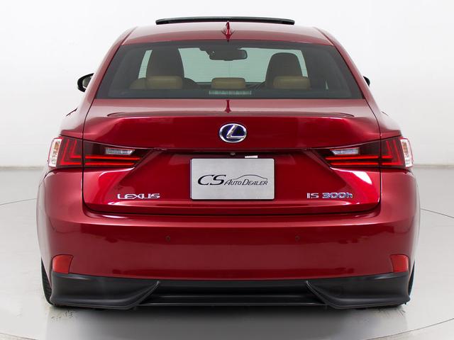 ＩＳ ＩＳ３００ｈ　Ｆスポーツ　（禁煙車）（整備記録簿２２枚）（サンルーフ）（レーダークルーズ）（プリクラッシュ）（ＬＤＡ）（ＢＳＭ）（クリアランスソナー）（茶本革）（シートヒーター）（エアシート）（ＬＥＤヘッドライト）（ＳＤナビ）（18枚目）