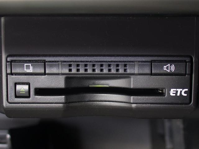 CT CT200h クリエイティブ テキスタイルインテリア (禁煙車)(スピンドルエアロ)(特別仕様車)(クリアランスソナー)(専用L-TEXシート)(LEDヘッドライト)(オートクルーズ)(シートヒーター)(HDDナビ)(バックカメラ)(Bluetooth)(25枚目)