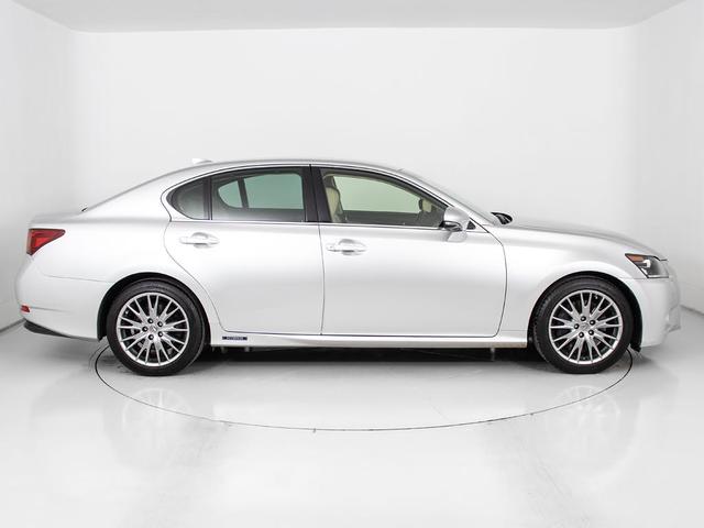 GS GS300h バージョンL (ドライバーモニター)(レーダークルーズ)(プリクラッシュ)(BSM)(クリアランスソナー)(ベージュ本革シート)(シートヒーター)(エアシート)(後席コントロールパネル)(シートメモリー)(20枚目)