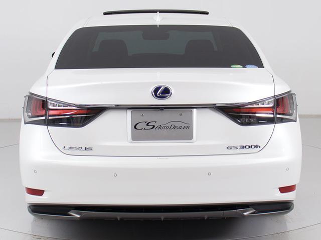 クリアランスソナーが付いています！フロント＆リアにセンサーがあり、障害物に近づくと警告音が鳴りドライバーへお知らせ！すごく便利な人気装備です！！