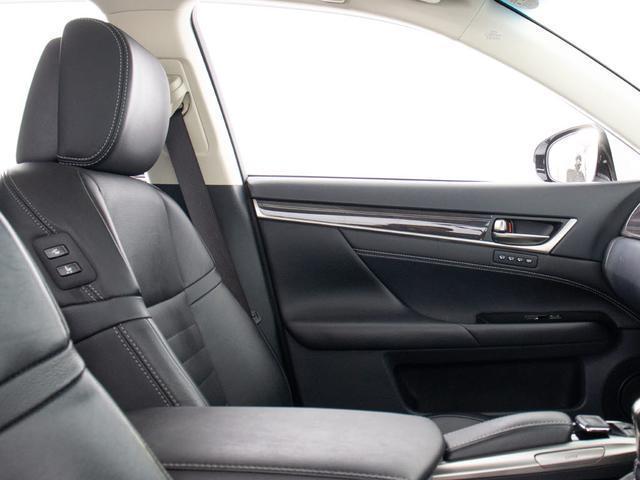 ＧＳ ＧＳ４５０ｈ　バージョンＬ　（モデリスタエアロ）（禁煙車）（後期型）（サンルーフ）（記録簿１３枚）（全画面ＳＤナビ）（セーフティシステム＋）（レーダークルーズ）（プリクラッシュ）（ＢＳＭ）（クリアランスソナー）（黒本革シート）（30枚目）