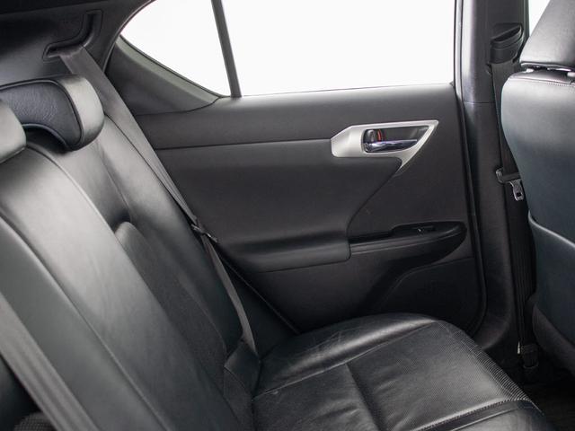 ＣＴ ＣＴ２００ｈ　Ｆスポーツ　（禁煙）（黒本革）（シートヒーター）（シートメモリー）（パワーシート）（ＬＥＤヘッドライト）（１７インチＡＷ）（ＨＤＤマルチナビ）（Ｂｌｕｅｔｏｏｔｈ）（バックモニター）（オートクルーズコントロール）（28枚目）