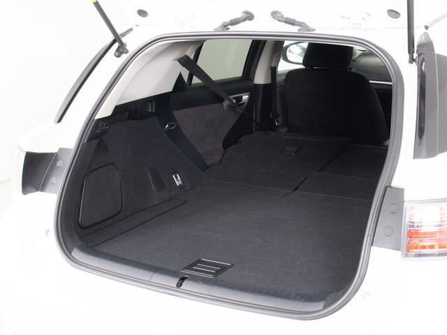 ＣＴ ＣＴ２００ｈ　バージョンＣ　（モデリスタ１８インチアルミホイール）（シートヒーター）（ＬＥＤヘッドライト）（ブラックファブリック）（オートクルーズコントロール）（ＨＤＤマルチナビ）（Ｂｌｕｅｔｏｏｔｈオーディオ）（バックカメラ）（11枚目）