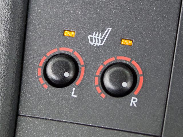 CT CT200h クリエイティブ テキスタイルインテリア (禁煙車)(特別仕様車)(専用L-TEXシート)(シートヒーター)(クリアランスソナー)(LEDヘッドライト)(パワーシート)(シートメモリー)(オートクルーズコントロール)(HDDマルチナビ)(8枚目)