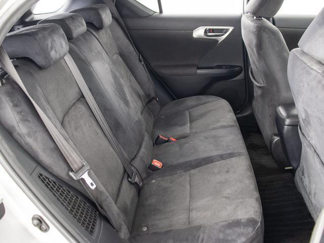 ＣＴ ＣＴ２００ｈ　Ｆスポーツ　（整備点検記録簿１４枚）（スピンドルエアロ）（シートヒーター）（ＬＥＤヘッドライト）（オートクルーズコントロール）（ＨＤＤマルチナビ）（カラーバックモニター）（フルセグＴＶ）（Ｂｌｕｅｔｏｏｔｈ）（27枚目）