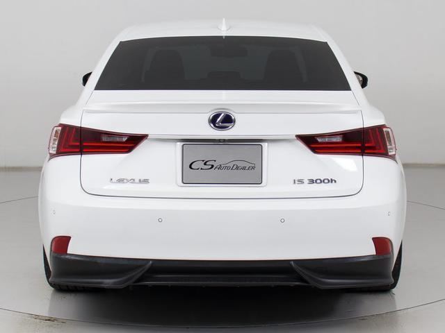 ＩＳ ＩＳ３００ｈ　Ｆスポーツ　（レーダークルーズ）（プリクラッシュ）（クリアランスソナー）（ＢＳＭ）（茶本革）（シートヒーター）（エアシート）（シートメモリー）（パワーシート）（ＬＥＤヘッドライト）（ＳＤマルチナビ）（17枚目）