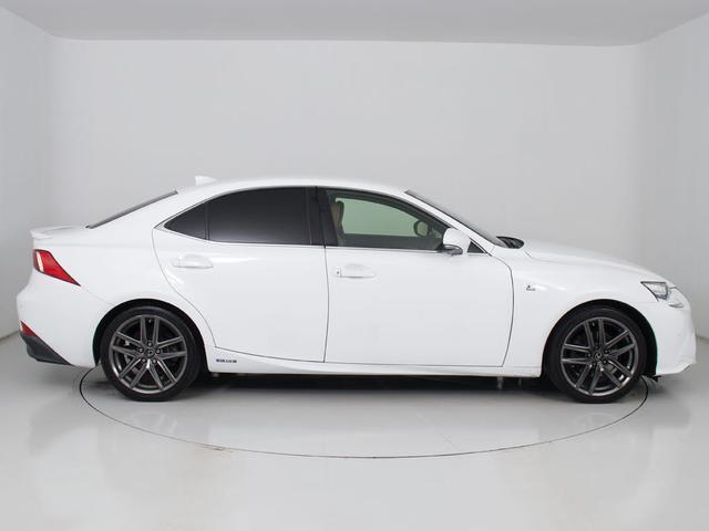 ＩＳ ＩＳ３００ｈ　Ｆスポーツ　（レーダークルーズ）（プリクラッシュ）（クリアランスソナー）（ＢＳＭ）（茶本革）（シートヒーター）（エアシート）（シートメモリー）（パワーシート）（ＬＥＤヘッドライト）（ＳＤマルチナビ）（19枚目）