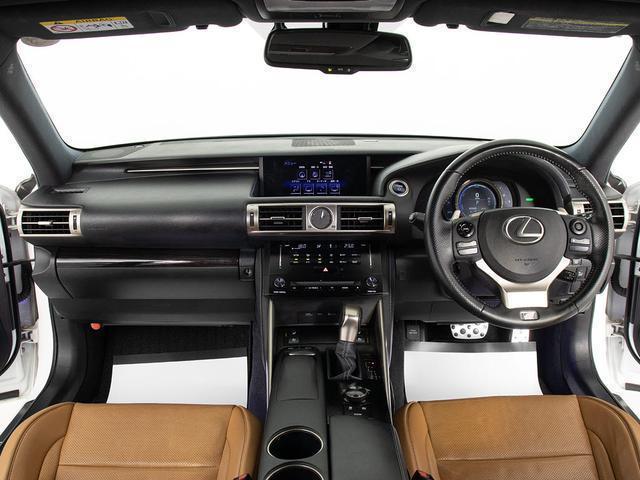 ＩＳ ＩＳ３００ｈ　Ｆスポーツ　（レーダークルーズ）（プリクラッシュ）（クリアランスソナー）（ＢＳＭ）（茶本革）（シートヒーター）（エアシート）（シートメモリー）（パワーシート）（ＬＥＤヘッドライト）（ＳＤマルチナビ）（25枚目）