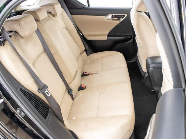 ＣＴ ＣＴ２００ｈ　バージョンＣ　（記録簿１２枚）（最終後期型）（サンルーフ）（全画面ＳＤナビ）（セーフティシステム）（レーダークルーズ）（プリクラッシュ）（ＬＤＡ）（シートヒーター）（パワーシート）（ＬＥＤライト）（バックモニター）（30枚目）