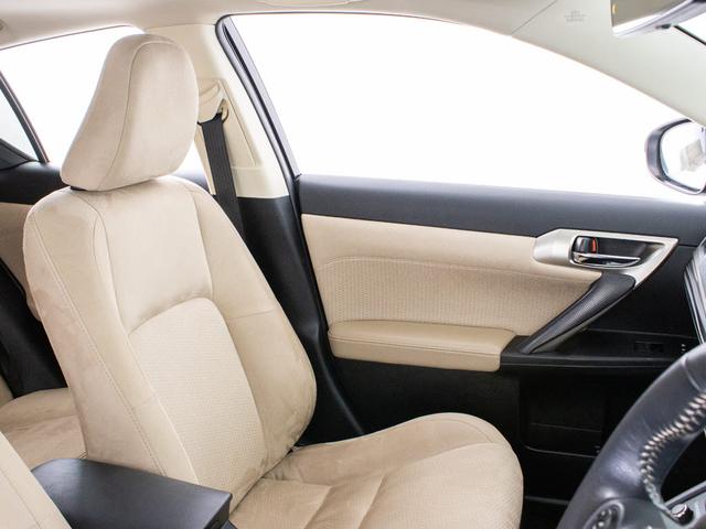 ＣＴ ＣＴ２００ｈ　バージョンＣ　（記録簿１２枚）（最終後期型）（サンルーフ）（全画面ＳＤナビ）（セーフティシステム）（レーダークルーズ）（プリクラッシュ）（ＬＤＡ）（シートヒーター）（パワーシート）（ＬＥＤライト）（バックモニター）（32枚目）