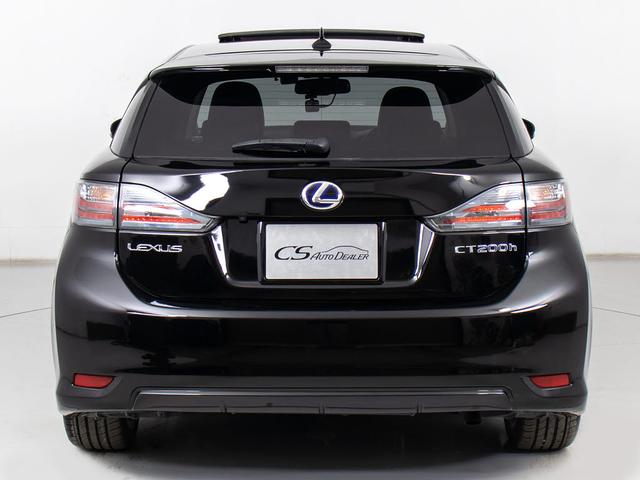 ＣＴ ＣＴ２００ｈ　クリエイティブ　テキスタイルインテリア　（禁煙車）（整備点検記録簿１３枚）（特別仕様）（サンルーフ）（新品スピンドルエアロ）（専用Ｌ－ＴＥＸシート）（シートヒーター）（シートメモリー）（パワーシート）（ＬＥＤヘッドライト）（オートクルーズ）（16枚目）