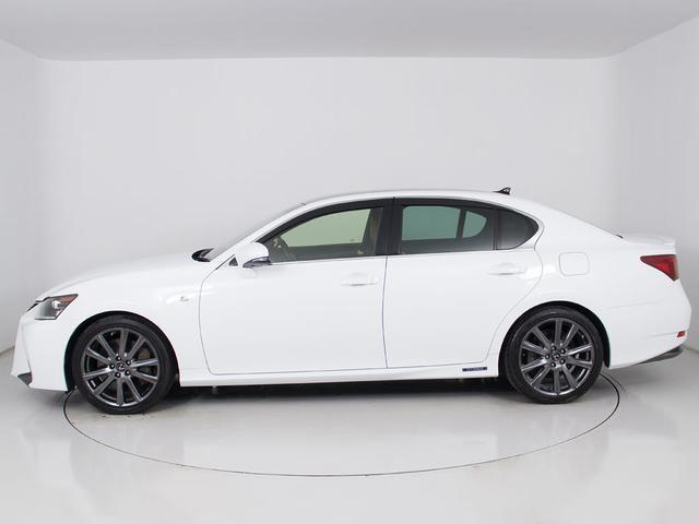 社外アルミホイール取付・スピンドルエアロ取付・各メーカーエアロ取付・車高調・ローダウン・ライトカスタム・スモークフィルム施工ＯＫ！お気軽にご相談下さい！