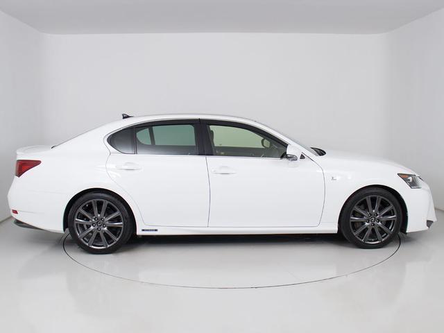 社外アルミホイール取付・スピンドルエアロ取付・各メーカーエアロ取付・車高調・ローダウン・ライトカスタム・スモークフィルム施工ＯＫ！お気軽にご相談下さい！