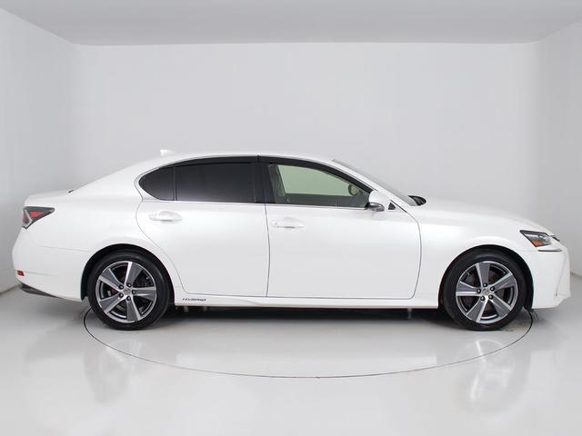 社外アルミホイール取付・スピンドルエアロ取付・各メーカーエアロ取付・車高調・ローダウン・ライトカスタム・スモークフィルム施工ＯＫ！お気軽にご相談下さい！