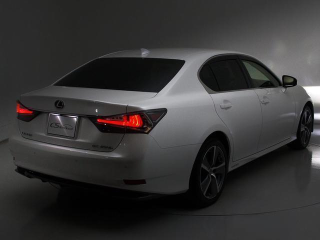 テールスモーク加工、スポイラー取付等々ドレスアップ可能です。違う角度が見たい・・・等のご要望御座いましたら是非お声掛け下さい！！お写真をお送りさせて頂きます。