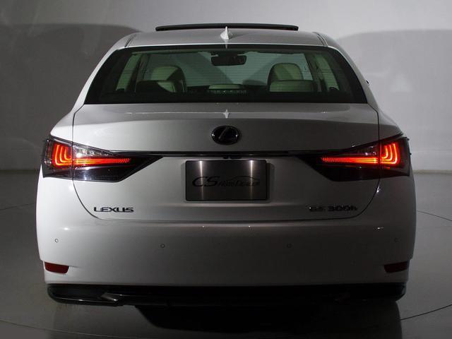 ★テールスモークやＬＥＤ加工、マフラー、ルーフスポイラー、エアロパーツなど取り付け承ります！