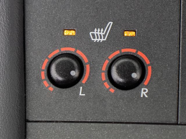 ★快適シートヒーターを装備しています！高級車ならではの装備です！シートが暖まる機能！寒い冬も快適にご乗車頂けますよ！！
