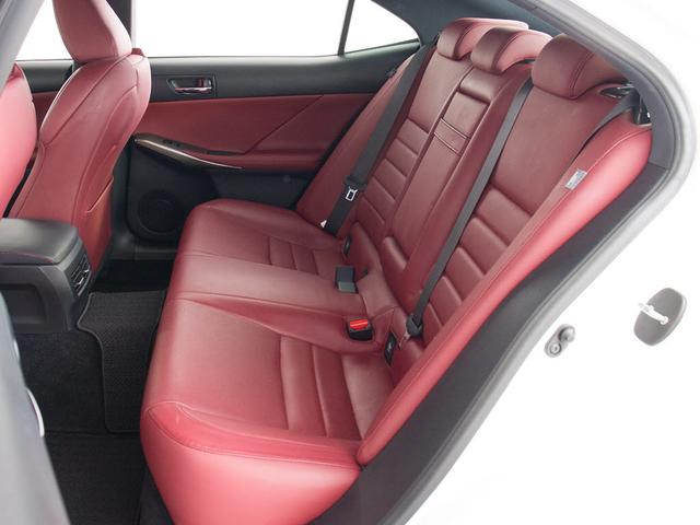 ＩＳ ＩＳ３００ｈ　Ｆスポーツ　（禁煙）（レーダークルーズ）（プリクラッシュ）（ＬＤＡ）（ＢＳＭ）（シートヒーター）（エアシート）（ステアリングヒーター）（赤本革）（１８インチアルミホイール）（ＬＥＤヘッドライト）（ＳＤマルチナビ）（29枚目）