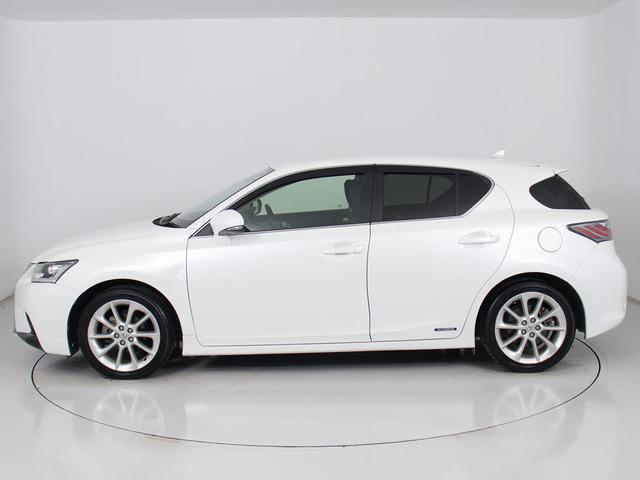 ＣＴ ＣＴ２００ｈ　バージョンＣ　（禁煙車）（点検整備記録簿２１枚）（スピンドルエアロカスタム）（シートヒーター）（連眼ＬＥＤライト）（オートクルーズコントロール）（ファブリックシート）（１７インチＡＷ）（ＨＤＤナビ）（ＤＶＤ再生可）（15枚目）