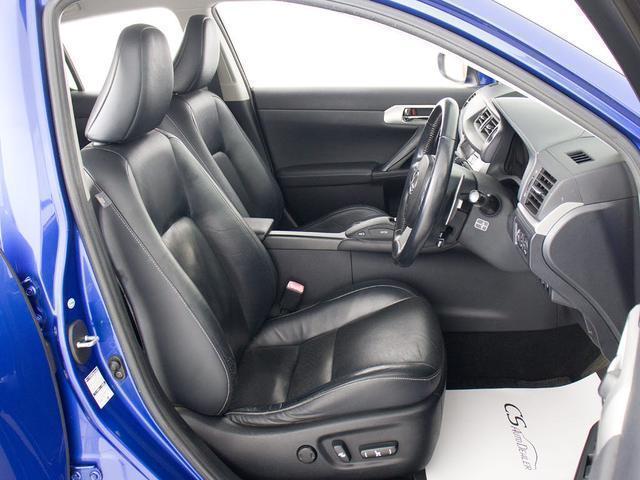 ＣＴ ＣＴ２００ｈ　バージョンＬ　（点検整備記録簿１６枚）（ＦスポーツスピンドルエアＶｅｒ）（クリアランスソナー）（黒本革シート）（ＬＥＤライト）（シートヒーター）（電動シート）（クルーズコントロール）（ＨＤＤマルチナビ）（30枚目）