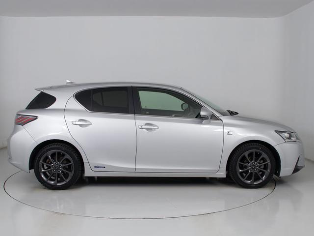 ＣＴ ＣＴ２００ｈ　Ｆスポーツ　（整備点検記録簿１４枚）（スピンドルエアロ）（新品スタッドレスタイヤ付）（シートヒーター）（ＬＥＤヘッドライト）（オートクルーズコントロール）（ＨＤＤマルチナビ）（フルセグＴＶ）（Ｂｌｕｅｔｏｏｔｈ）（17枚目）