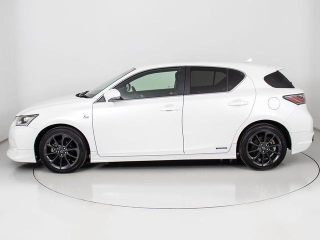 ＣＴ ＣＴ２００ｈ　Ｆスポーツ　（禁煙車）（ワンオーナー）（点検整備記録簿１２枚）（新品黒本革シート）（モデリスタエアロ）（４本出しマフラー）（シートヒーター）（ＬＥＤヘッドライト）（オートクルーズコントロール）（ＨＤＤマルチナビ）（14枚目）