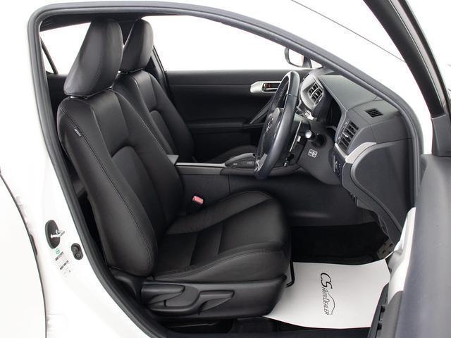 ＣＴ ＣＴ２００ｈ　Ｆスポーツ　（禁煙車）（ワンオーナー）（点検整備記録簿１２枚）（新品黒本革シート）（モデリスタエアロ）（４本出しマフラー）（シートヒーター）（ＬＥＤヘッドライト）（オートクルーズコントロール）（ＨＤＤマルチナビ）（33枚目）