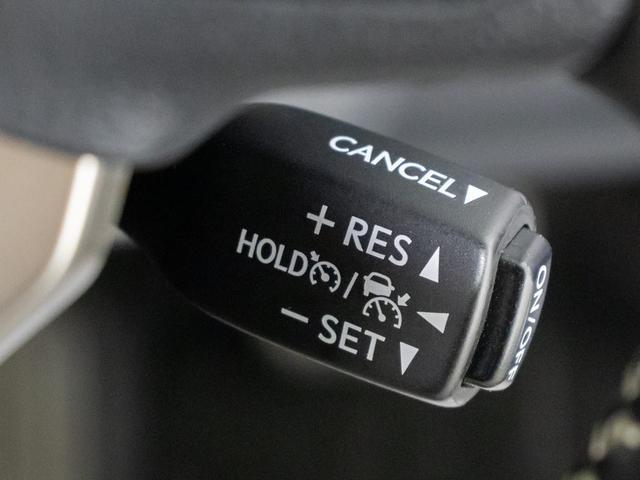 ＣＴ ＣＴ２００ｈ　バージョンＬ　（整備点検記録簿１１枚）（最終後期型）（全画面ＳＤナビ）（サンルーフ）（セーフティシステム）（レーダークルーズ）（衝突軽減）（ＬＤＡ）（新品タイヤ）（本革）（シートヒーター）（クリアランスソナー）（10枚目）