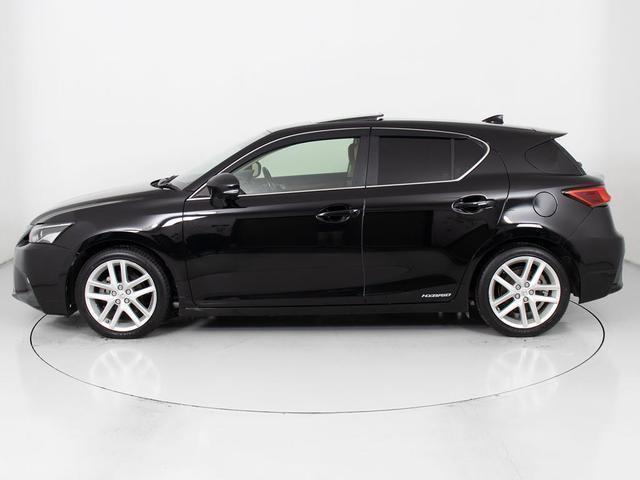 ＣＴ ＣＴ２００ｈ　バージョンＬ　（整備点検記録簿１１枚）（最終後期型）（全画面ＳＤナビ）（サンルーフ）（セーフティシステム）（レーダークルーズ）（衝突軽減）（ＬＤＡ）（新品タイヤ）（本革）（シートヒーター）（クリアランスソナー）（16枚目）