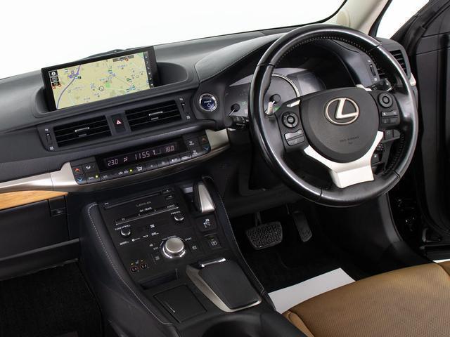 ＣＴ ＣＴ２００ｈ　バージョンＬ　（整備点検記録簿１１枚）（最終後期型）（全画面ＳＤナビ）（サンルーフ）（セーフティシステム）（レーダークルーズ）（衝突軽減）（ＬＤＡ）（新品タイヤ）（本革）（シートヒーター）（クリアランスソナー）（35枚目）