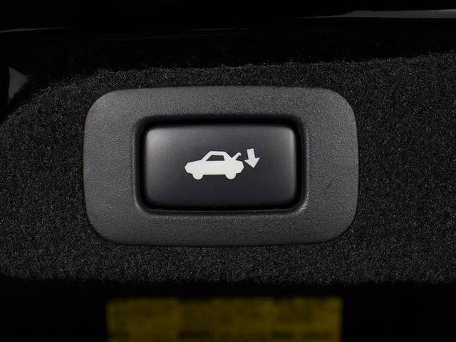 GS GS250 バージョンL (FスポーツVer)(点検記録簿7枚)(サンルーフ)(茶本革)(冷暖房シート)(オットマン)(後席コントロールパネル)(パワートランク)(クリアランスソナー)(LEDヘッドライト)(オートハイビーム)(8枚目)