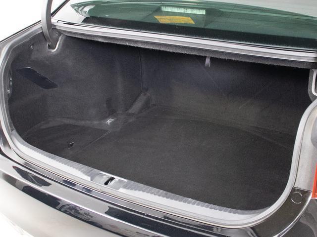 GS GS300h Fスポーツ (点検整備記録簿18枚)(スピンドルエアロ)(エアシート)(パワートランク)(LEDヘッドライト)(黒本革)(シートメモリー)(パワーシート)(HDDマルチナビ)(クルーズコントロール)(30枚目)