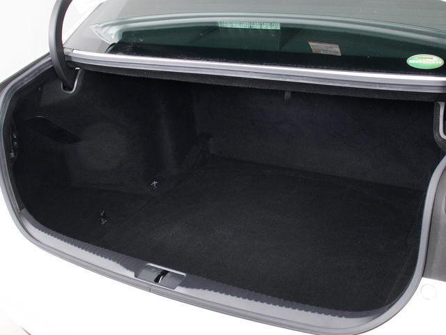 GS GS300h Fスポーツ (禁煙車)(後期型)(レギュラー仕様)(レクサスセーフティーシステム)(黒本革)(連眼LEDヘッドライト)(エアシート)(シートヒーター)(シートメモリー)(レーダークルーズ)(プリクラッシュ)(21枚目)