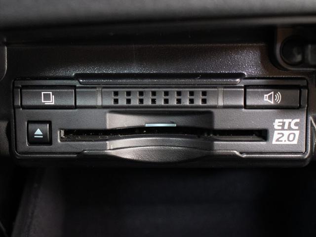 GS GS300h Fスポーツ (禁煙車)(後期型)(レギュラー仕様)(レクサスセーフティーシステム)(黒本革)(連眼LEDヘッドライト)(エアシート)(シートヒーター)(シートメモリー)(レーダークルーズ)(プリクラッシュ)(33枚目)