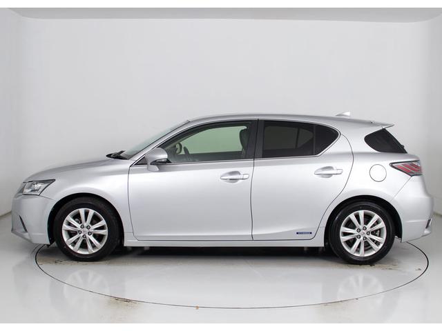 ＣＴ ＣＴ２００ｈ　バージョンＣ　（禁煙車）（後期型）（レーダークルーズ）（プリクラッシュ）（クリアランスソナー）（Ｌ－ＴＥＸシート）（シートヒーター）（シートメモリー）（ＳＤマルチナビ）（バックモニター）（Ｂｌｕｅｔｏｏｔｈ）（15枚目）