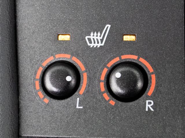 ＣＴ ＣＴ２００ｈ　バージョンＣ　（禁煙車）（後期型）（サンルーフ）（シートヒーター）（パワーシート）（オートクルーズコントロール）（ＬＥＤヘッドライト）（ＳＤマルチナビ）（バックモニター）（Ｂｌｕｅｔｏｏｔｈオーディオ）（フルセグ）（7枚目）