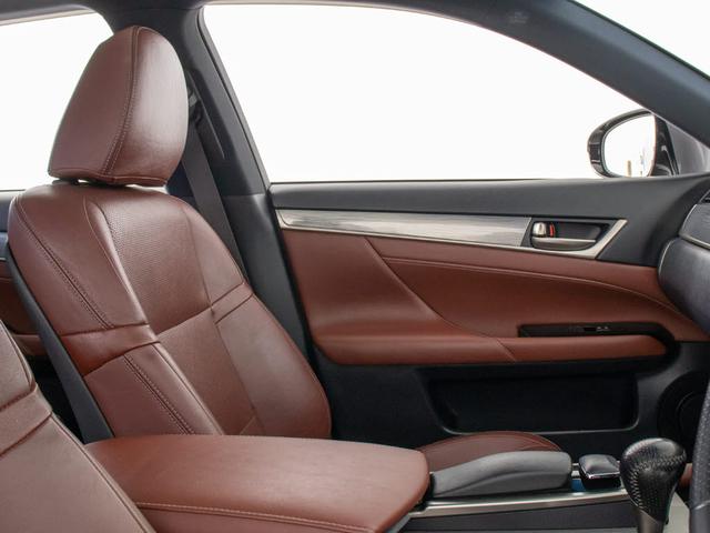 ＧＳ ＧＳ４５０ｈ　Ｆスポーツ　（禁煙車）（点検記録簿７枚）（ＴＲＤフルエアロ）（４本出しマフラー）（サンルーフ）（レーダークルーズ）（プリクラッシュ）（クリアランスソナー）（パワートランク）（冷暖房シート）（ステアリングヒーター）（29枚目）